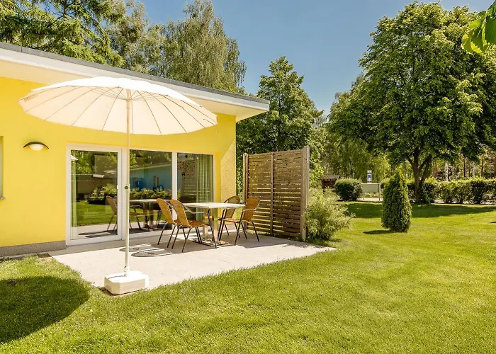 Bungis - 28 Ferienhaeuser Am Grimnitzsee G8 *