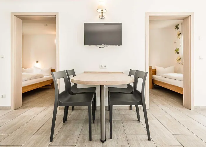 Bungis - 28 Ferienhaeuser Am Grimnitzsee G8 * Joachimsthal